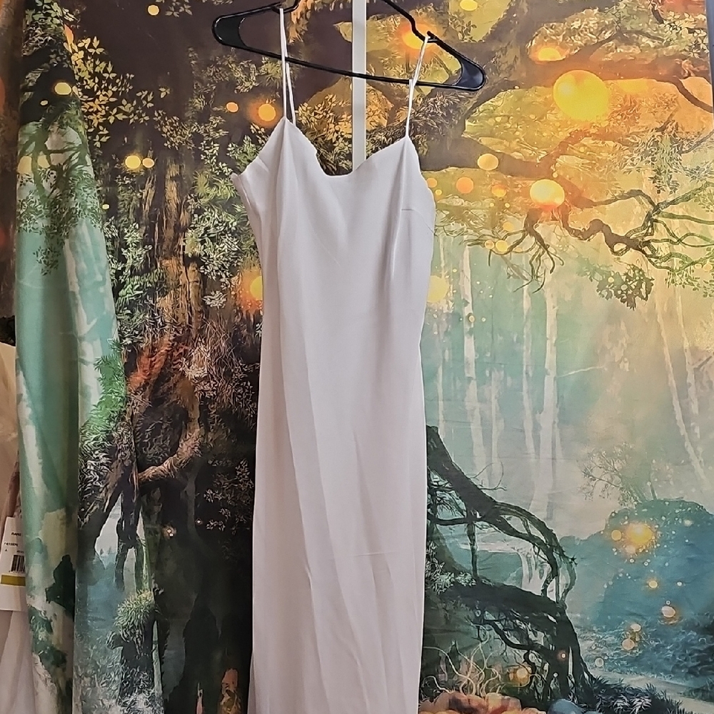 EUC Dry Cleaned Elegant White Spaghetti Strap Dress Small Train SZ Lg